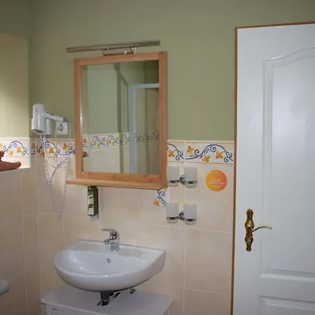 Gaestehaus Zwiebelturm Kerken