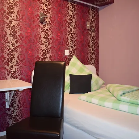 Gaestehaus Zwiebelturm Penzion 3*