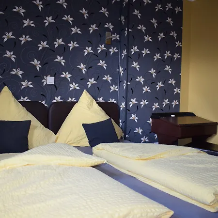 Penzion Gaestehaus Zwiebelturm Kerken