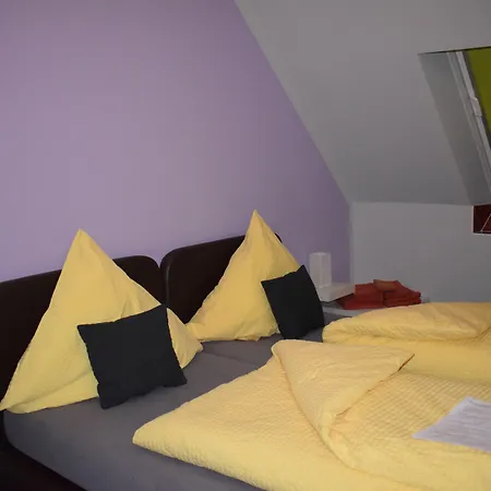 Gaestehaus Zwiebelturm Penzion 3*