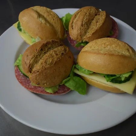 Gaestehaus Zwiebelturm Penzion Kerken