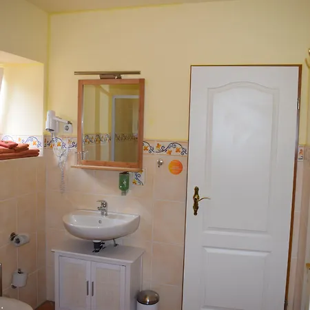 Gaestehaus Zwiebelturm Penzion Kerken