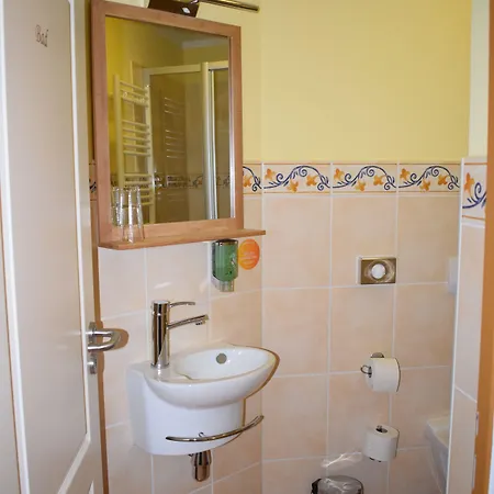 Gaestehaus Zwiebelturm Kerken